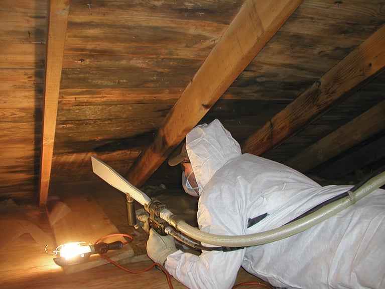 Safety tips when using dry ice blasting for mold remediation